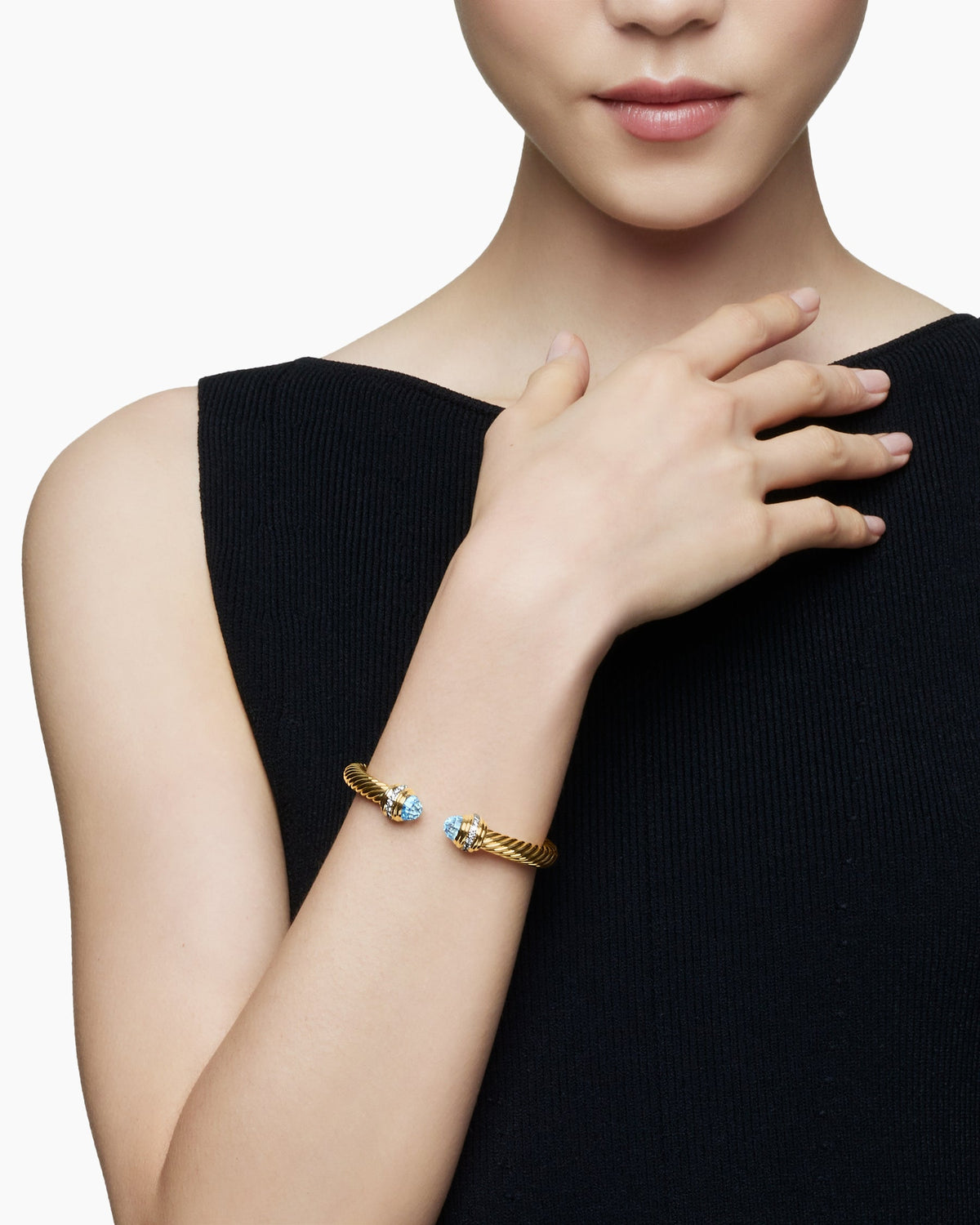 David Yurman Classic Cablespira Flex Bracelet in 18K Yellow Gold with Diamonds, 7mm David Yurman Women’s