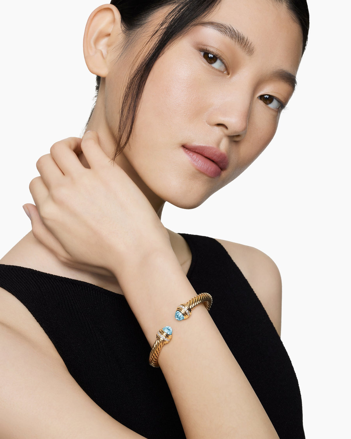 David Yurman Classic Cablespira Flex Bracelet in 18K Yellow Gold with Diamonds, 7mm David Yurman Women’s