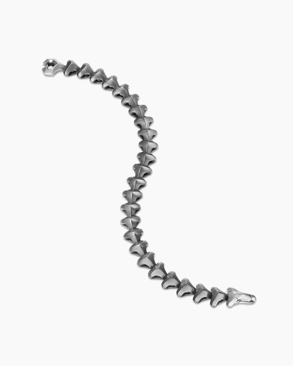 David Yurman Mens Armory Link Bracelet in Anthracite Titanium with Sterling Silver, 9.5mm David Yurman Men’s